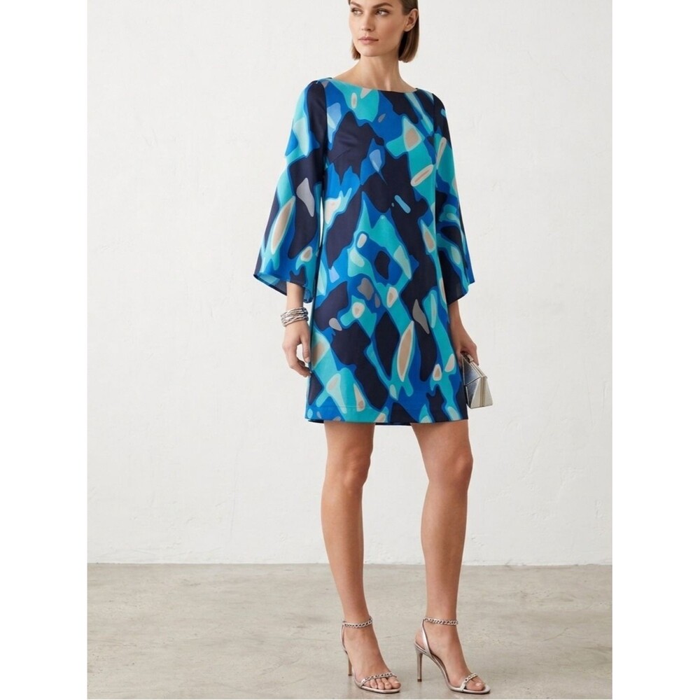Trina Turk 100% Silk Abstract Shift Dress Size 0 Blue Aqua Bell Sleeve M
